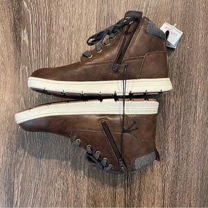 Boys Cat & Jack Chukka Boots - 5